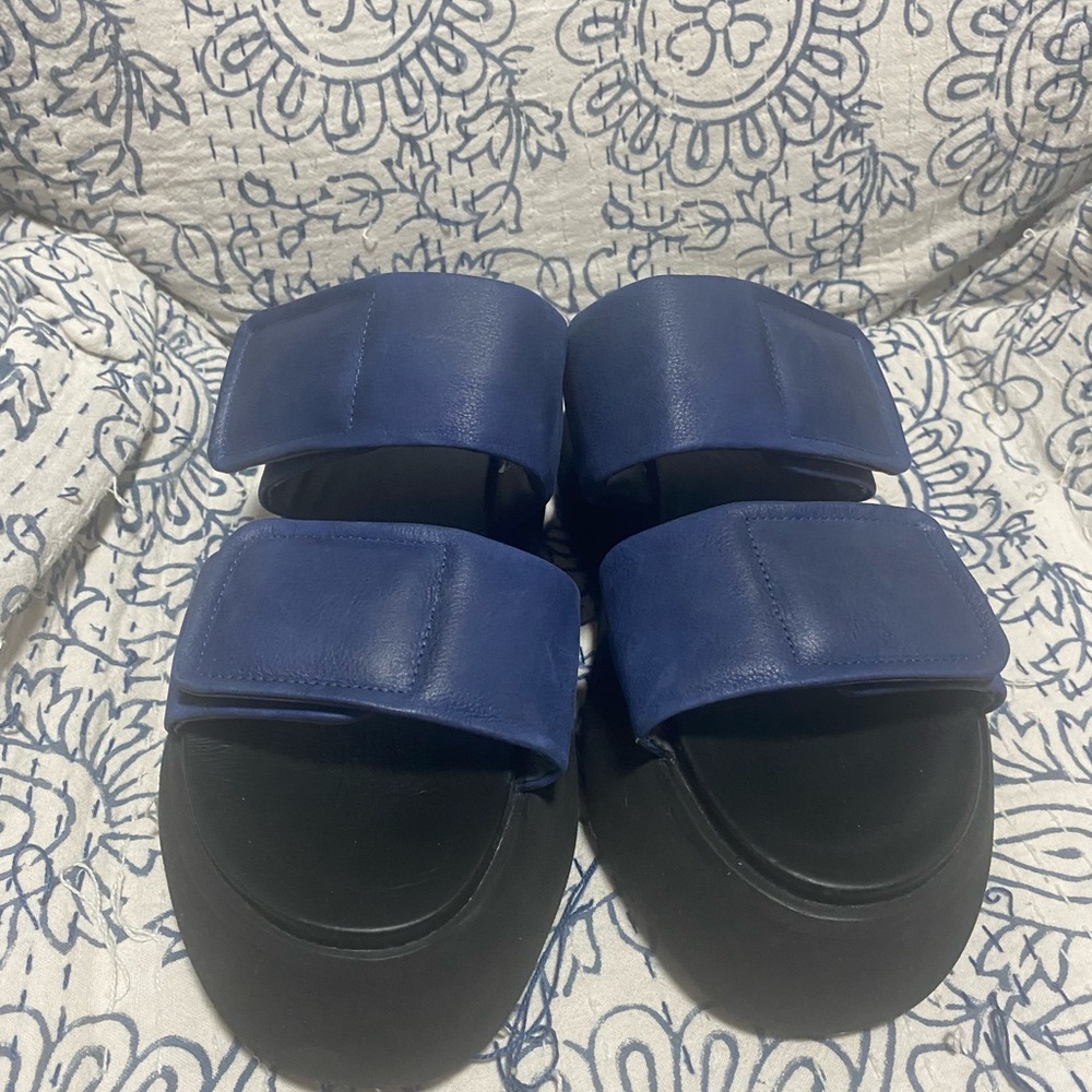 Lofina Size 41 US 11 Leather Platform Sandals - Picture 3 of 7